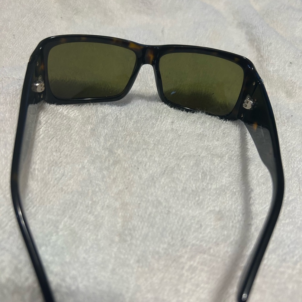 Ysl sunglasses - Picture 2 of 3
